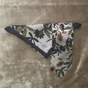 Ted Baker Rubus 100% Silk Tie and Pocket Square